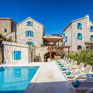 4* Hotel Agava